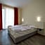 Mariner's Hotel - Self Catering - Adults Only