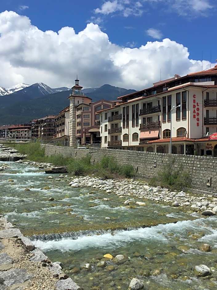 Cedar Lodge 3/4 Apartment Paradise