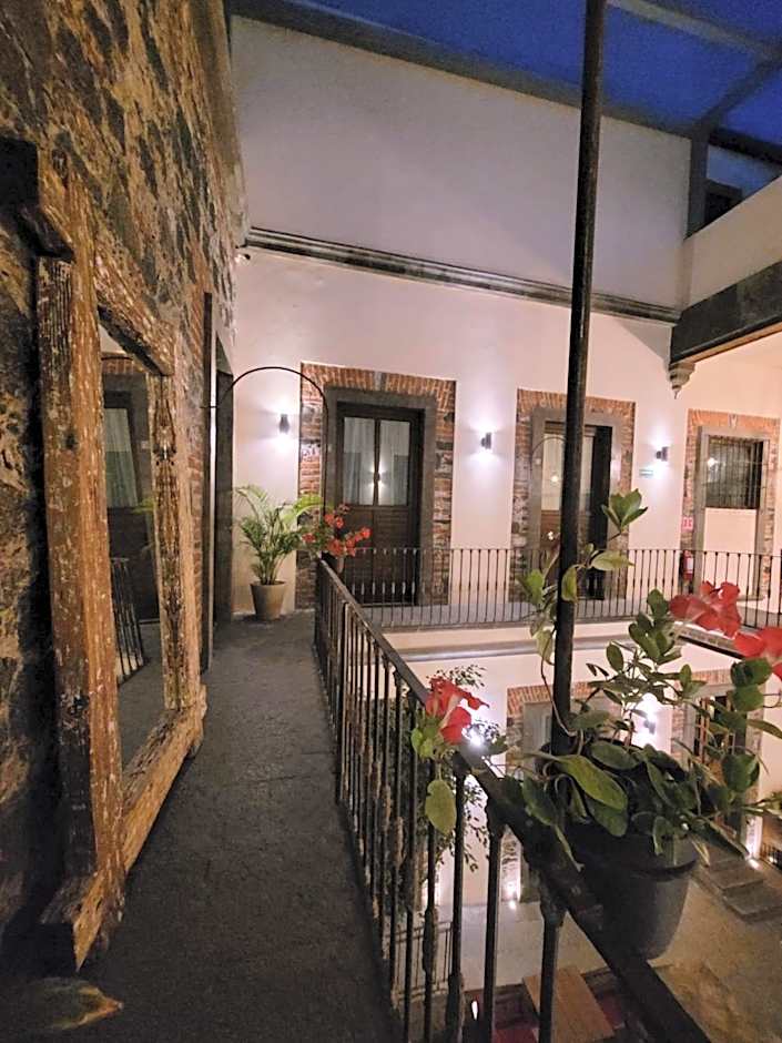 Milo Collection Hotel