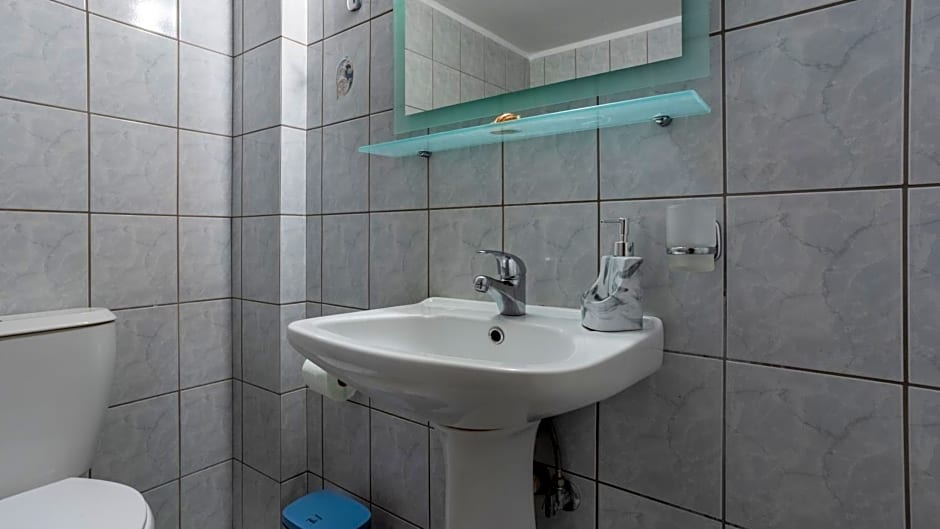 Jasmine "By Checkin"