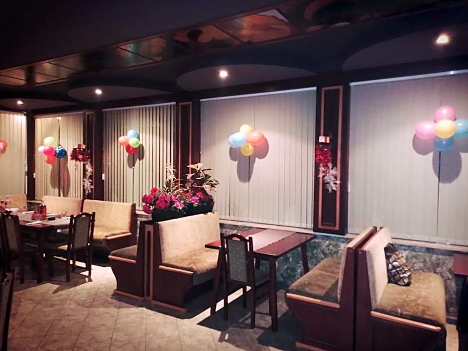 Discret Hotel & Restaurant