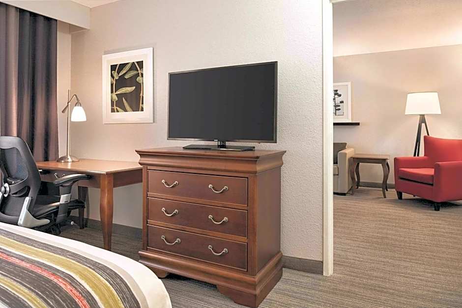 Country Inn & Suites by Radisson, Valparaiso, IN