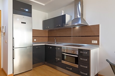 2 bedrooms apartment 4 adults