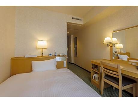 Single Room - Non-Smoking