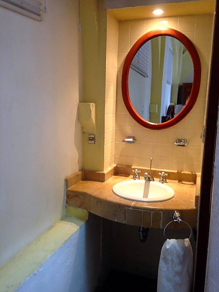 Hotel Meson del Mar