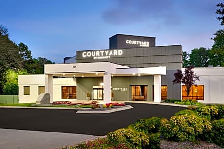 Courtyard by Marriott Charlotte Airport LoSo