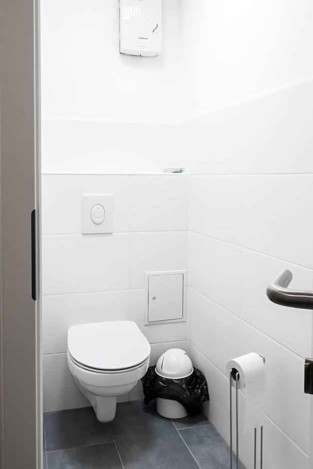 Hostel MaRu Living C9