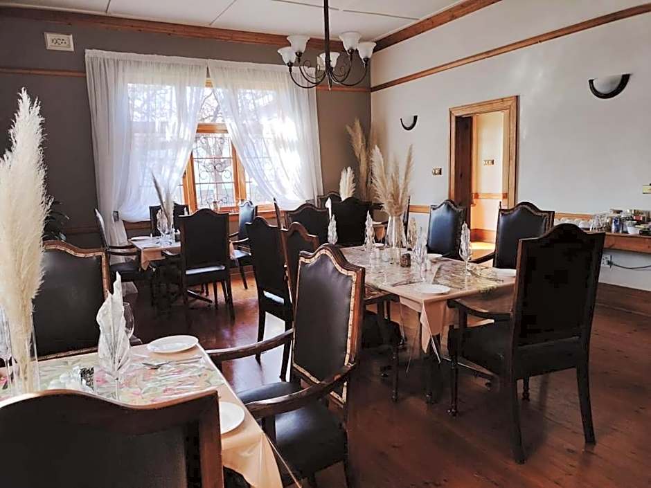 Oregon Place Guest House