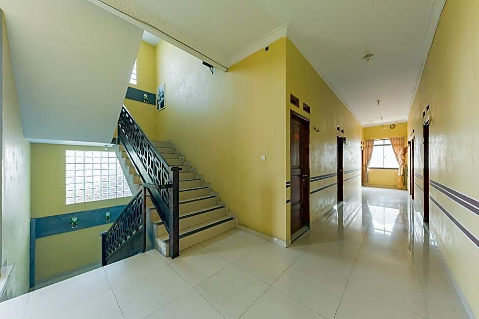 RedDoorz Syariah @ Jalan Siliwangi Tasikmalaya