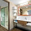 Hampton Inn By Hilton & Suites Glenarden/Washington DC