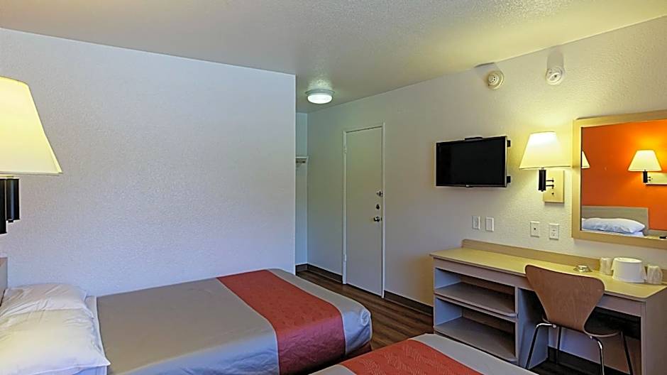 Motel 6-Chico, CA