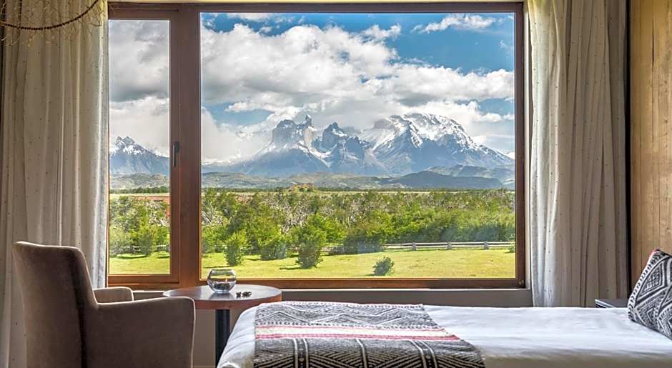 Rio Serrano Hotel + Spa