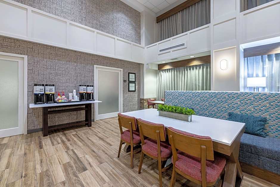 Hampton Inn By Hilton & Suites Casper