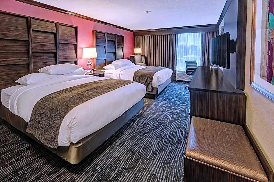 DoubleTree By Hilton Decatur Riverfront