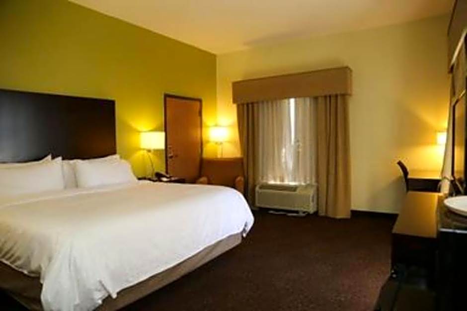 Holiday Inn Express Hotel & Suites Cleveland - Ms By IHG