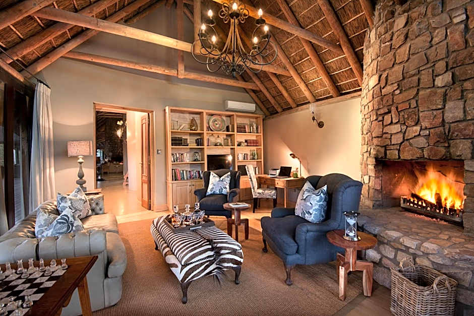 Kwandwe Private Game Reserve - Great Fish River Lodge