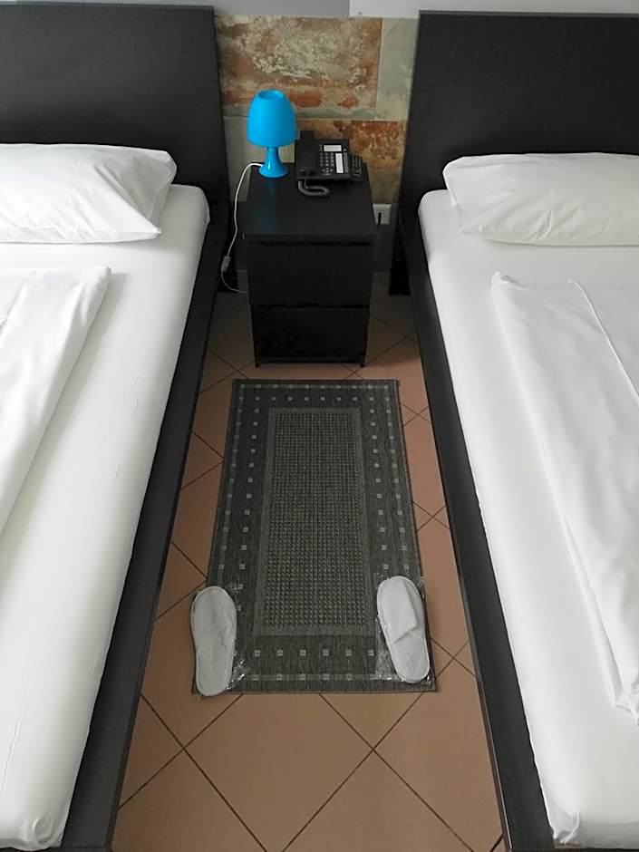 Angel Hotel