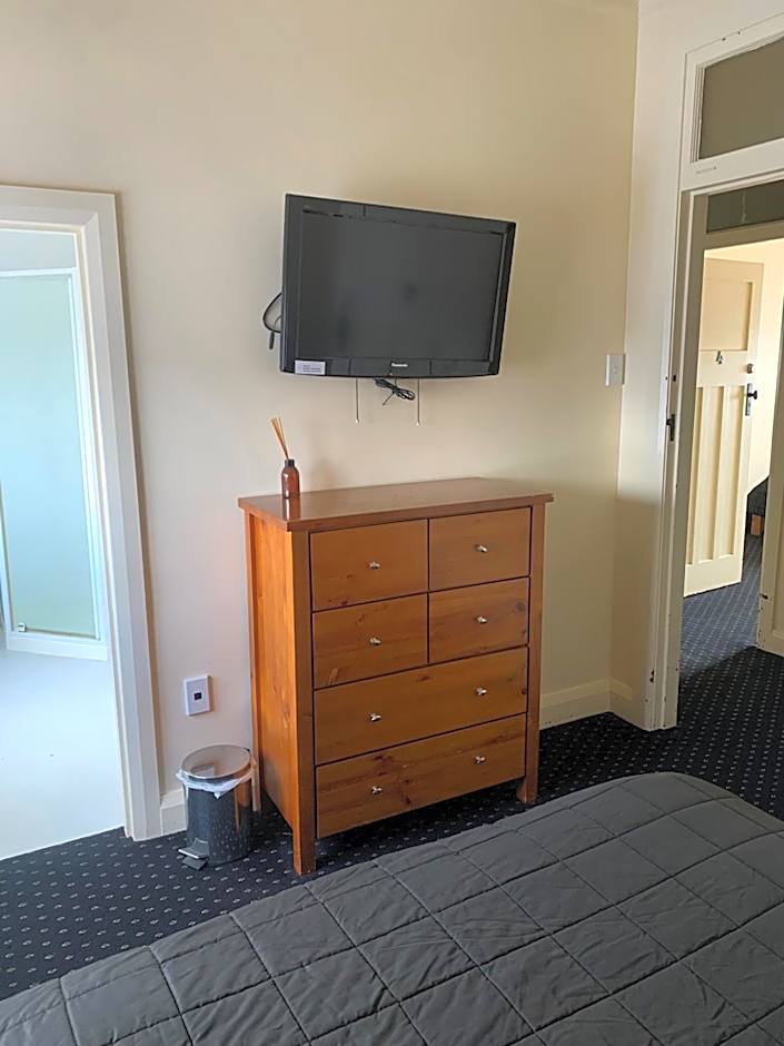 Ashhurst Deer N Duck Inn