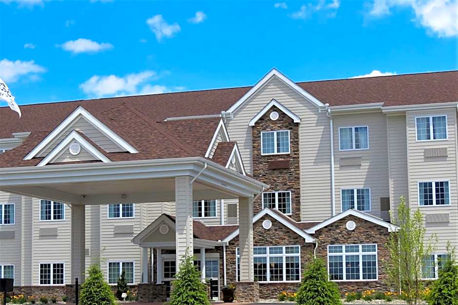 Microtel Inn & Suites by Wyndham Clarion