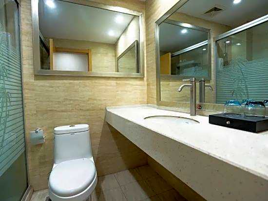 GreenTree Inn Changzhou Menghe Town Chengfeng Building