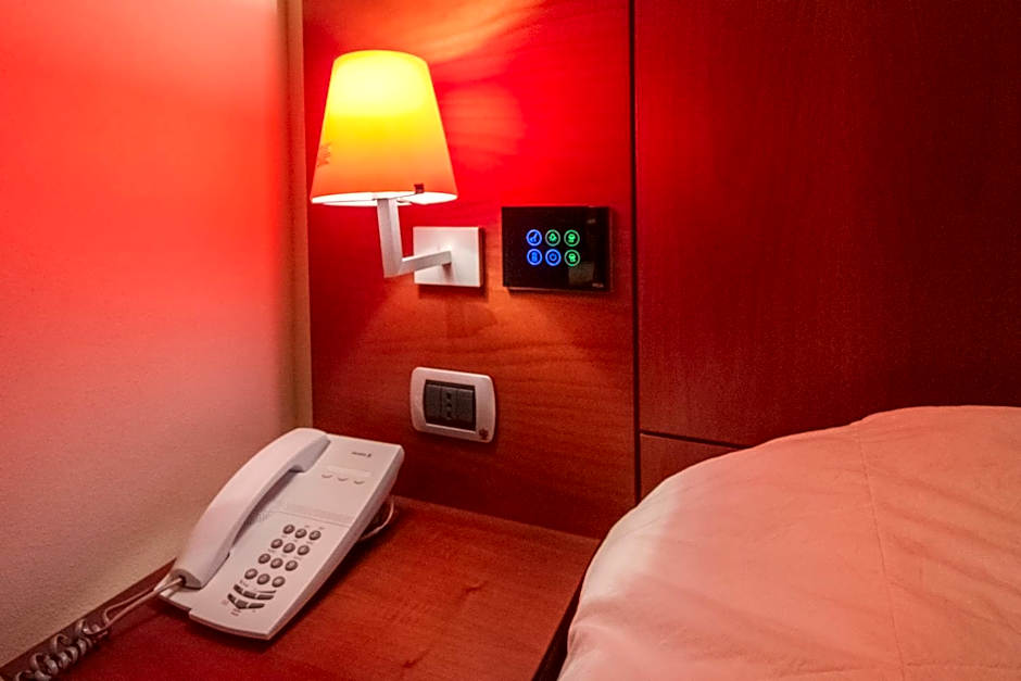 Dado Hotel International