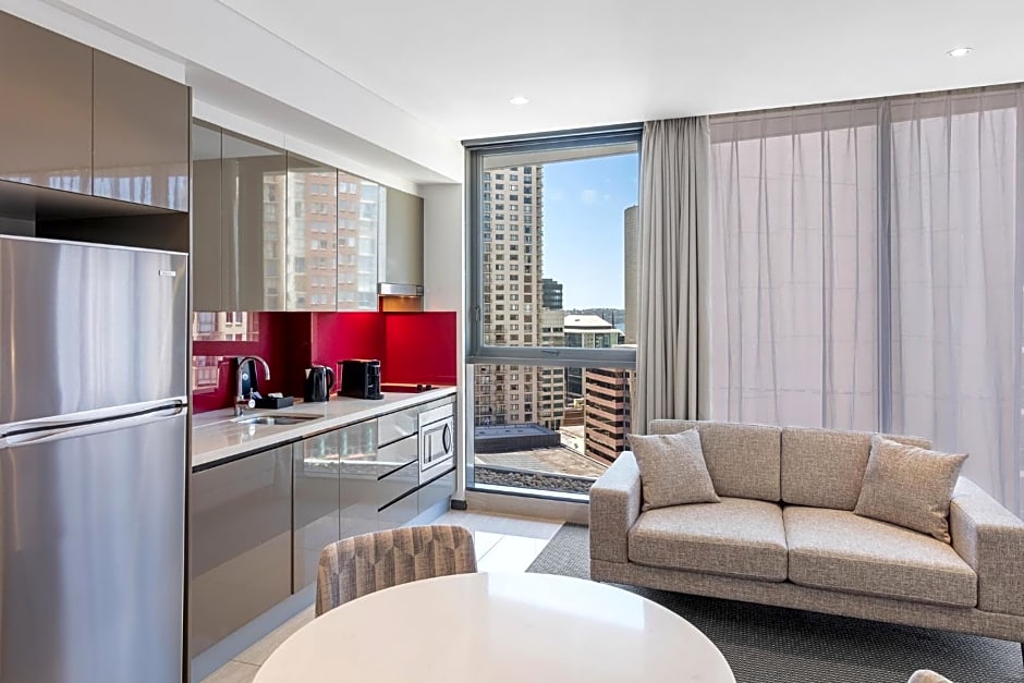 Meriton Suites Campbell Street