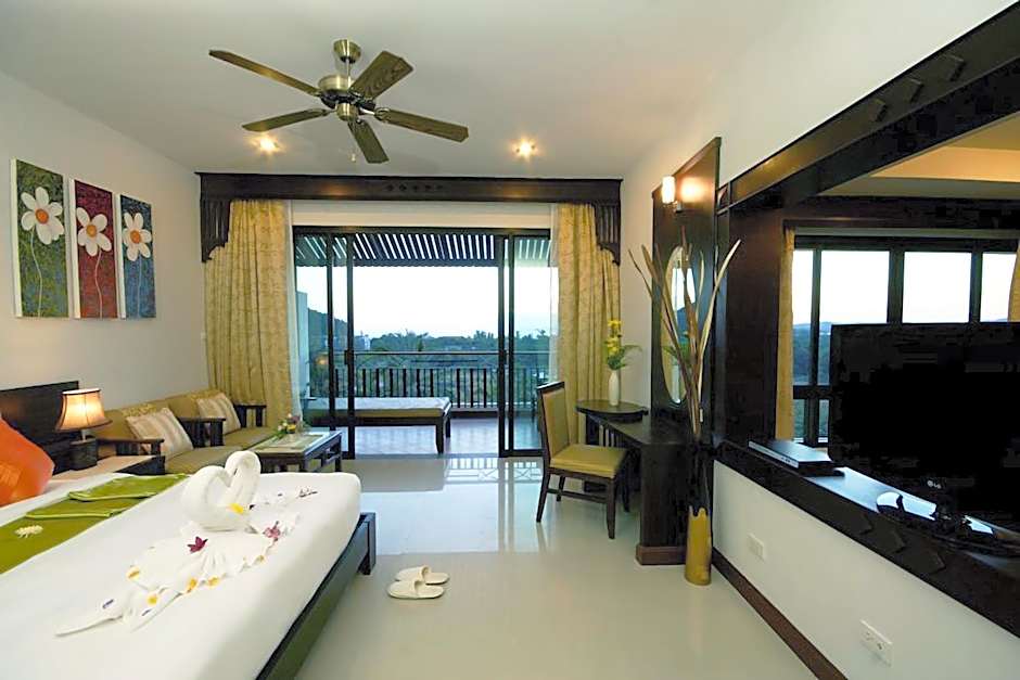 Photo 1 of 6 of Palm Suite