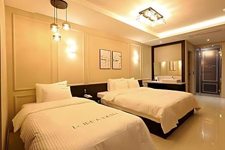 Deluxe Triple Room with Sea View