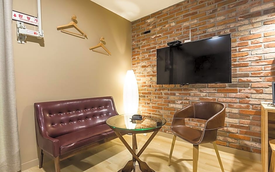 Pyeongtaek Seville Hotel