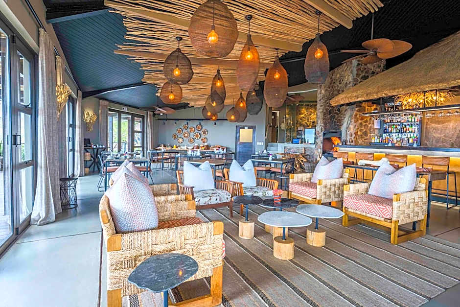 Zulu Rock Lodge - Babanango Game Reserve