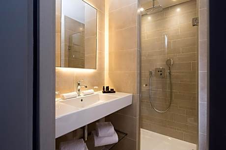 Superior room with Balcony