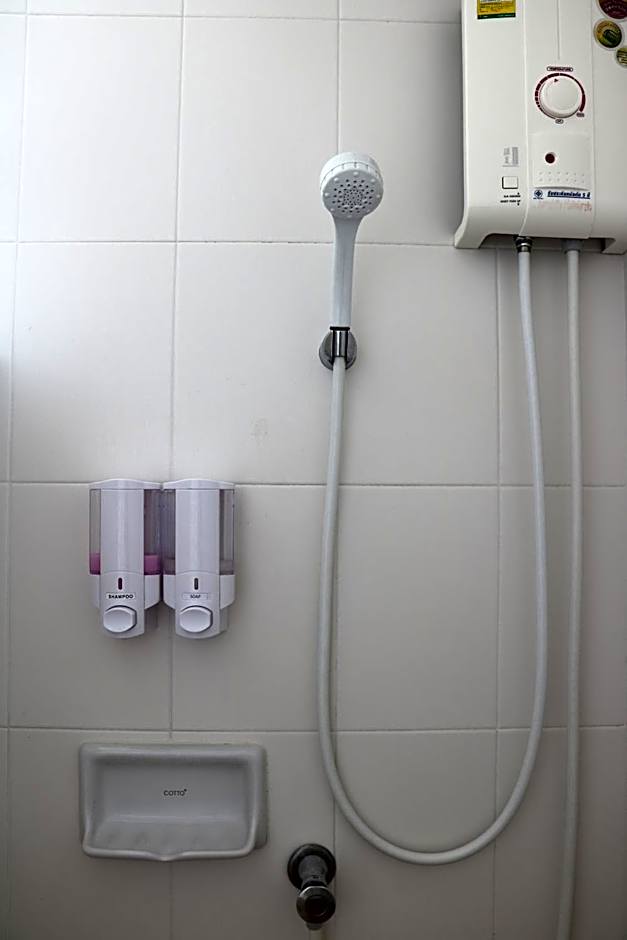 Prinya house ปริญญา เฮ้าส์