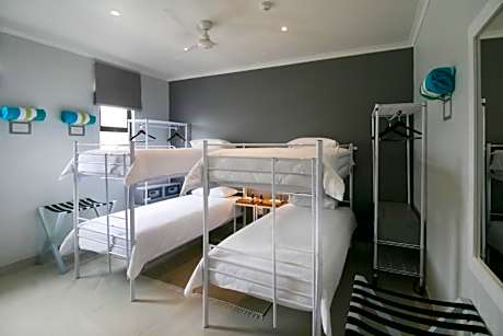 Mixed Dormitory Room