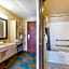 La Quinta Inn & Suites by Wyndham El Paso East