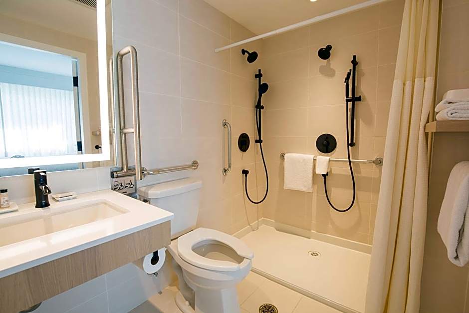 Delta Hotels Kamloops by Marriott