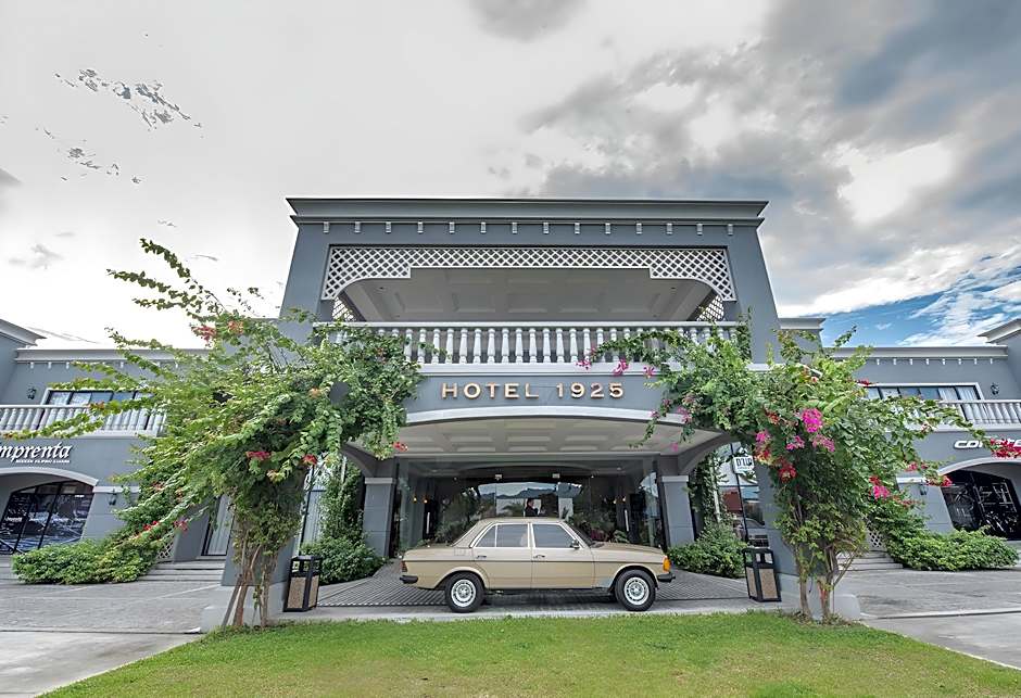 Hotel 1925