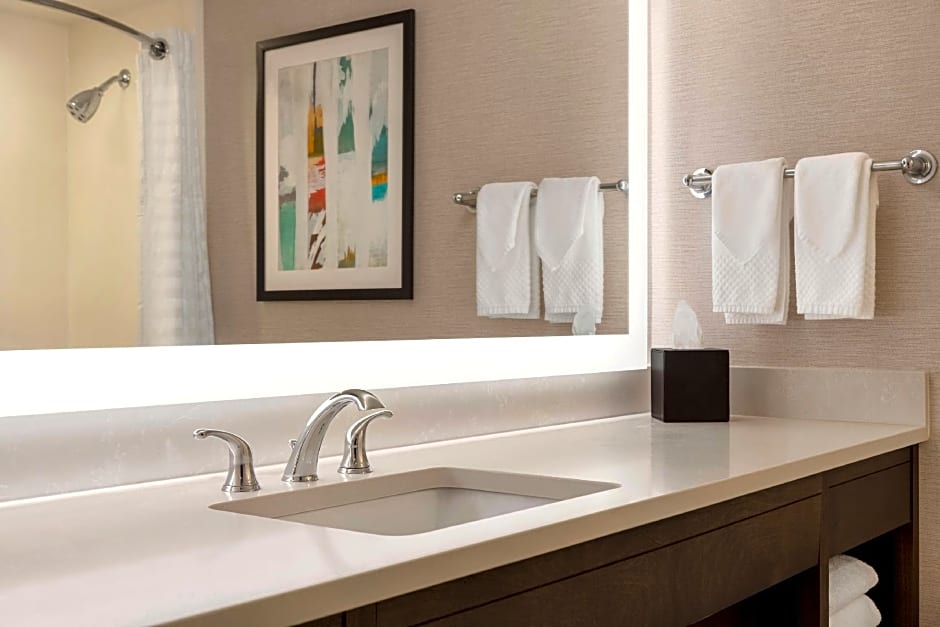 Photo 1 of 1 of 1 Bedroom 2 Double Beds Suite, Hearing/Mobility Accessible, Bathtub
