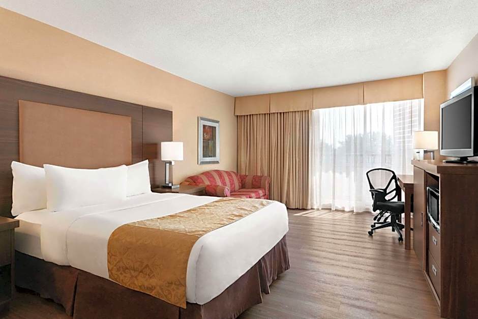 Ramada on the Bay Conference Resort Belleville