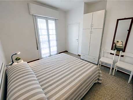 One-Bedroom Apartment with Terrace