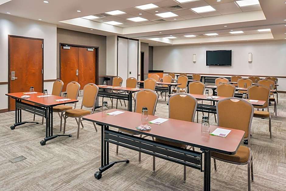Hyatt Place Chesapeake/Greenbrier
