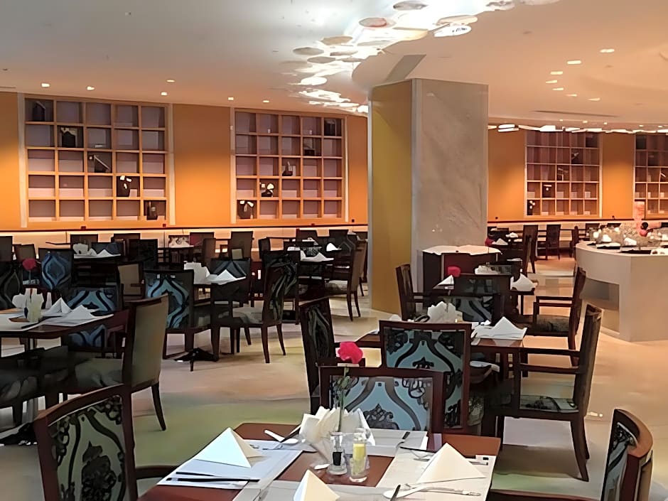 Lianyungang Hua Guo Mountain International Hotel