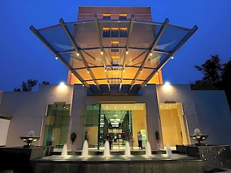 Blue Diamond Pune IHCL SeleQtions