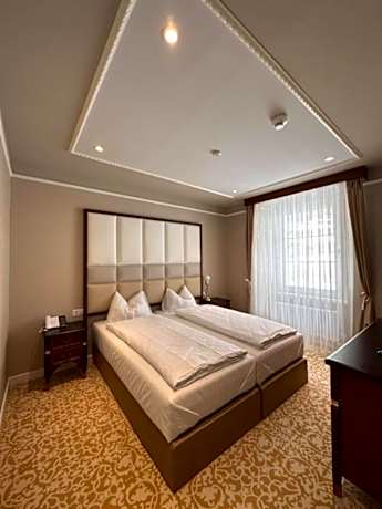 Junior Suite with Mountain View