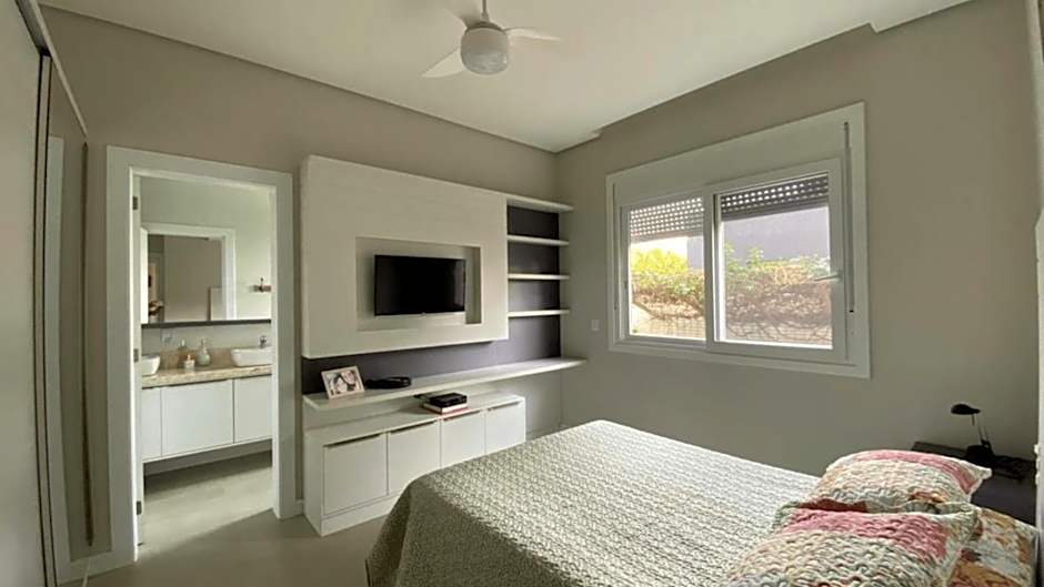 High-standard Condo 250m from the Beach