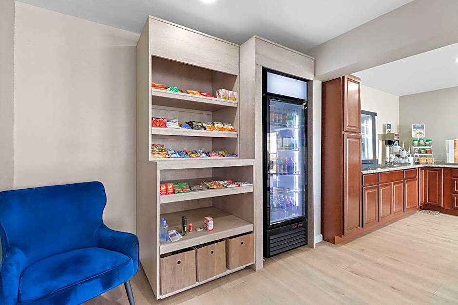 Clarion Pointe Ridgecrest Near China Lake Naval Station