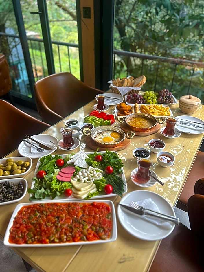 CİLEMONA SUİT BUNGALOWS