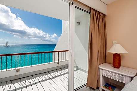 Sapphire Beach Club Resort