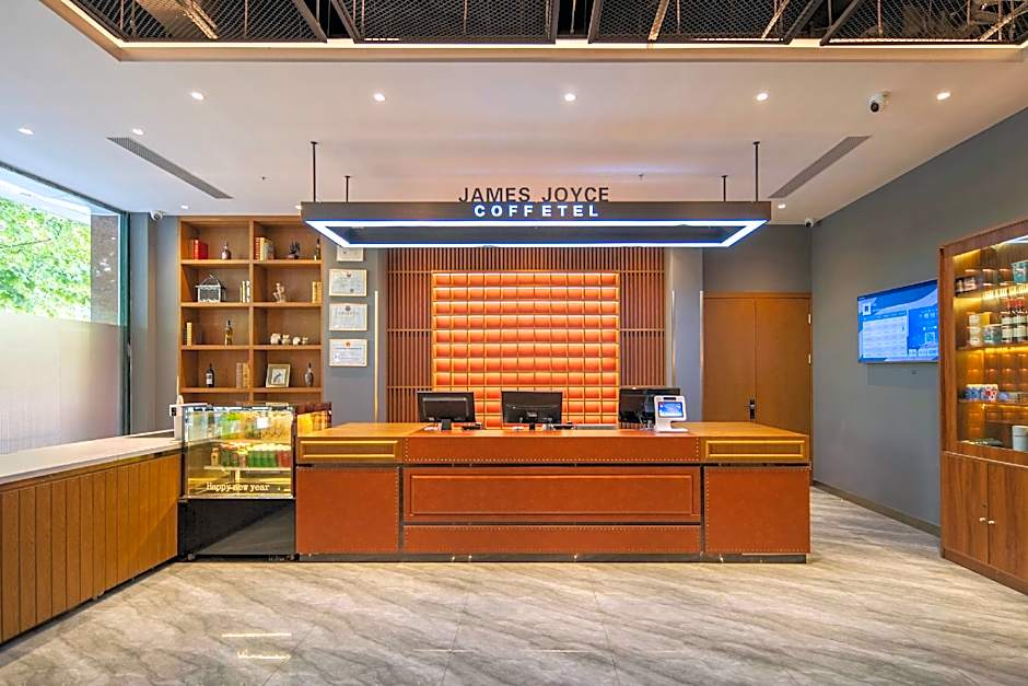 James Joyce Coffetel Shijiazhuang the Mixc Jinyuan Tower Airport Bus
