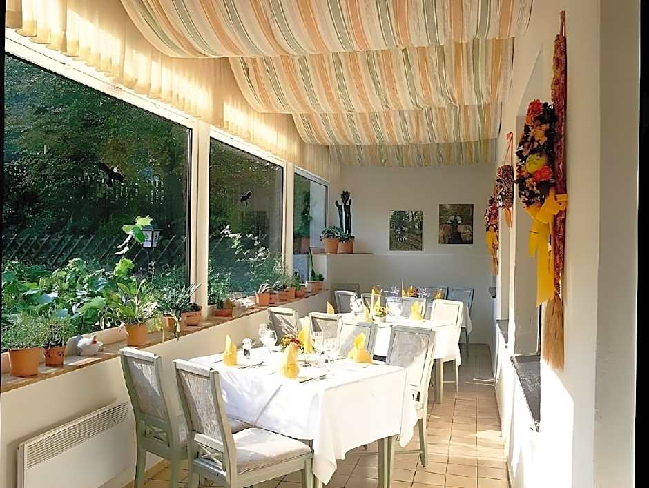 Hotel Zur Burg Sternberg