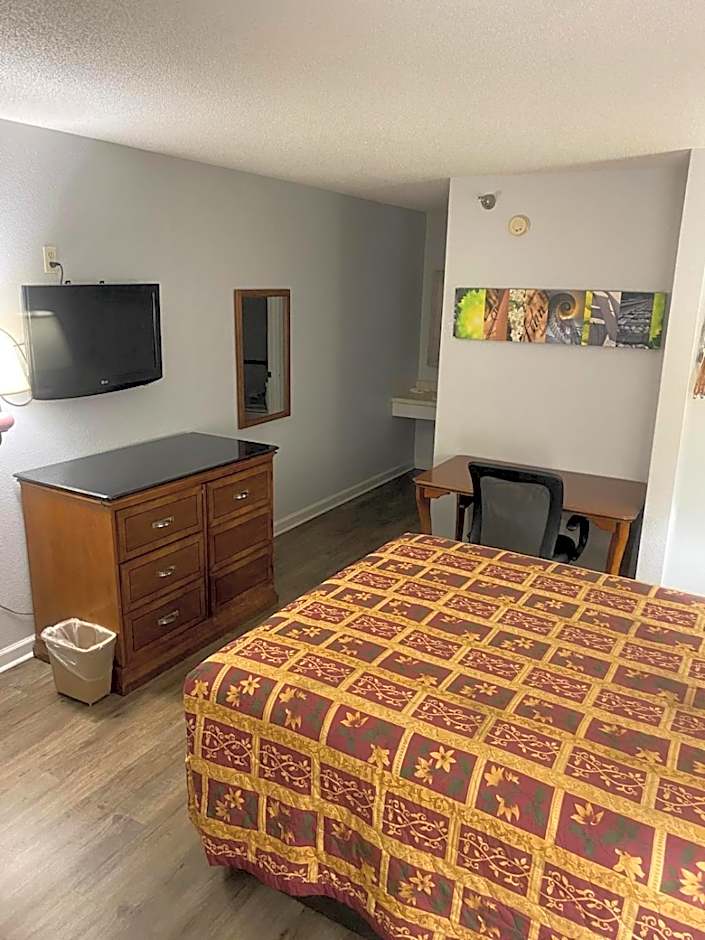 Savannah Lodge